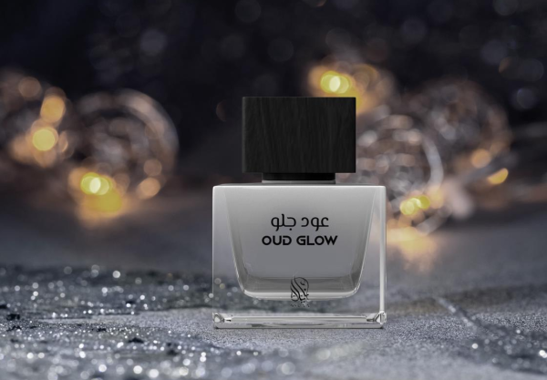 Oud Glow 100ml Perfume for Women Men- Eau de Parfum Spray- Oriental Floral Perfume Blend of Vanilla, Sandalwood with Aromatic Amber