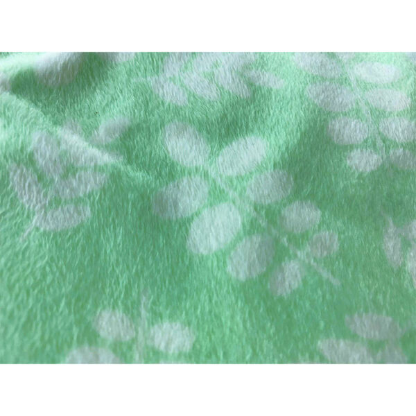 Luxury Soft Fur Back Blanket green leaf Design