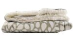 Luxury Soft Fur Back Blanket green petals Design - Image 5